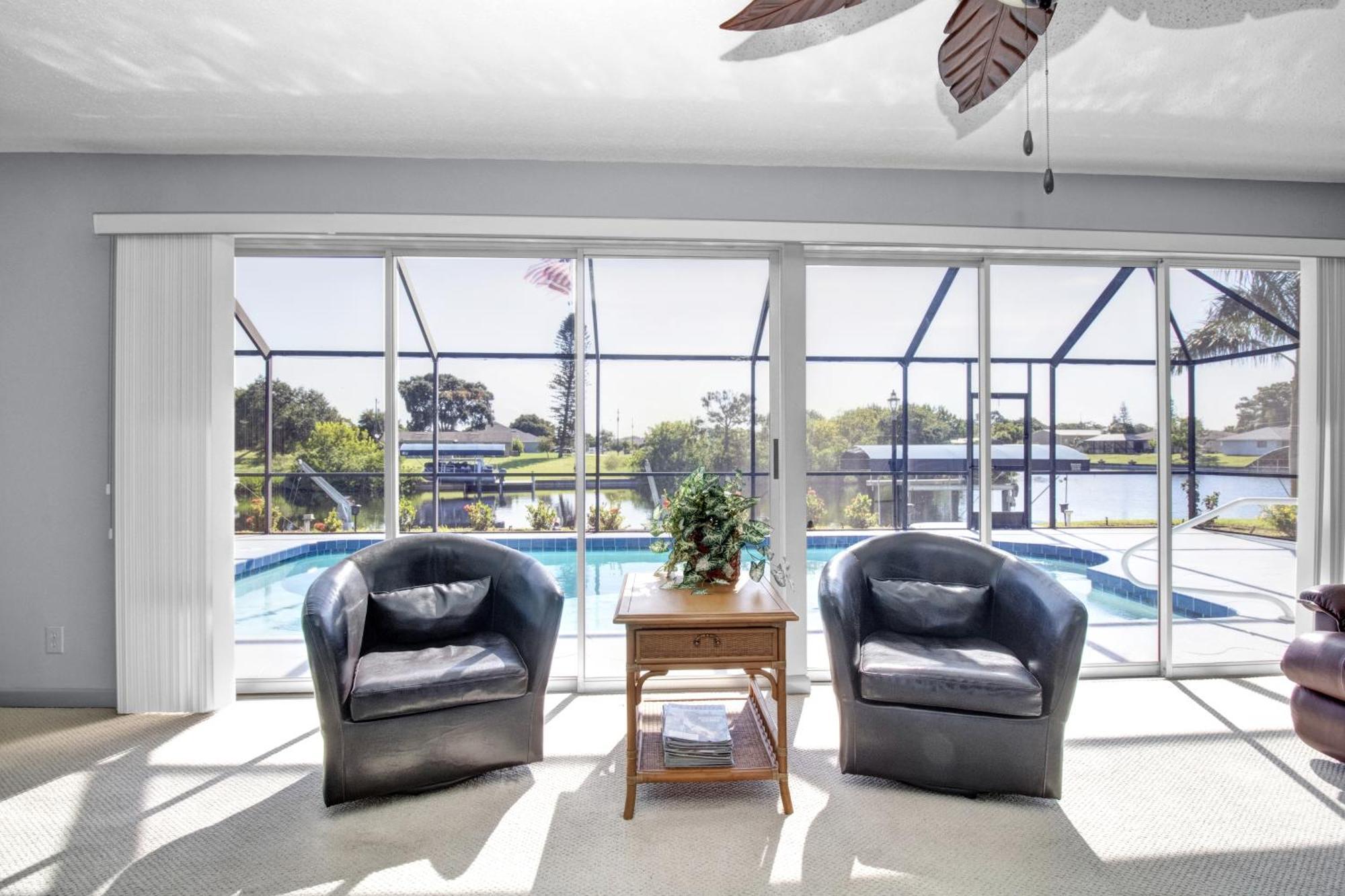 Villa Pet Friendly Canal Front 3-bedroom Grand With Pool, Linai And Dock Port Charlotte